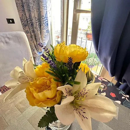 Maison Romantique Daire Napoli